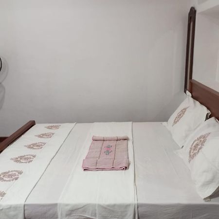 Relax Home Rambukkana Экстерьер фото