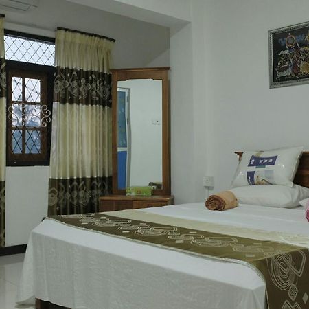 Relax Home Rambukkana Экстерьер фото