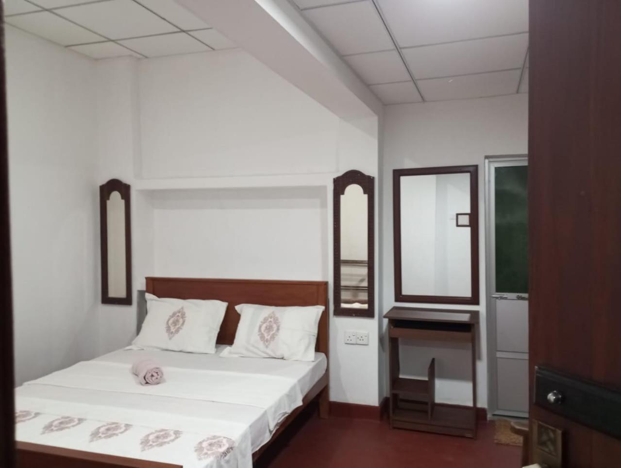 Relax Home Rambukkana Экстерьер фото