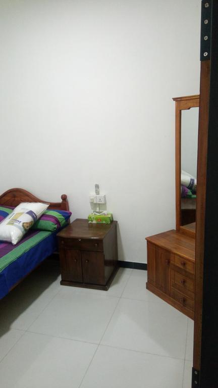 Relax Home Rambukkana Экстерьер фото